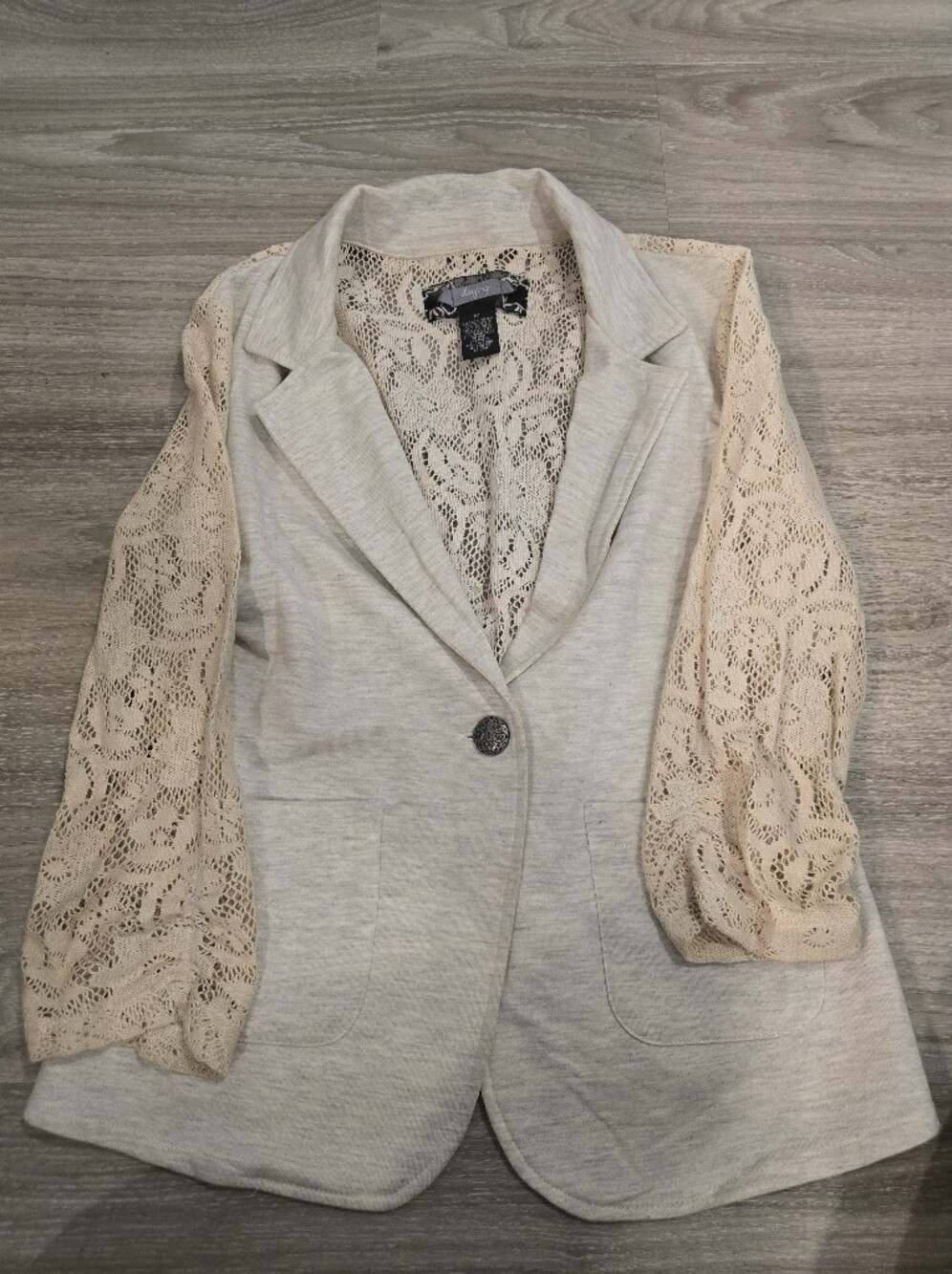 Daytrip Cream Lace-Sleeve Blazer